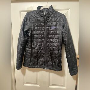 Women’s Patagonia size small black puffer like new